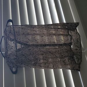 GUC XS dynamite sleeveless blouse